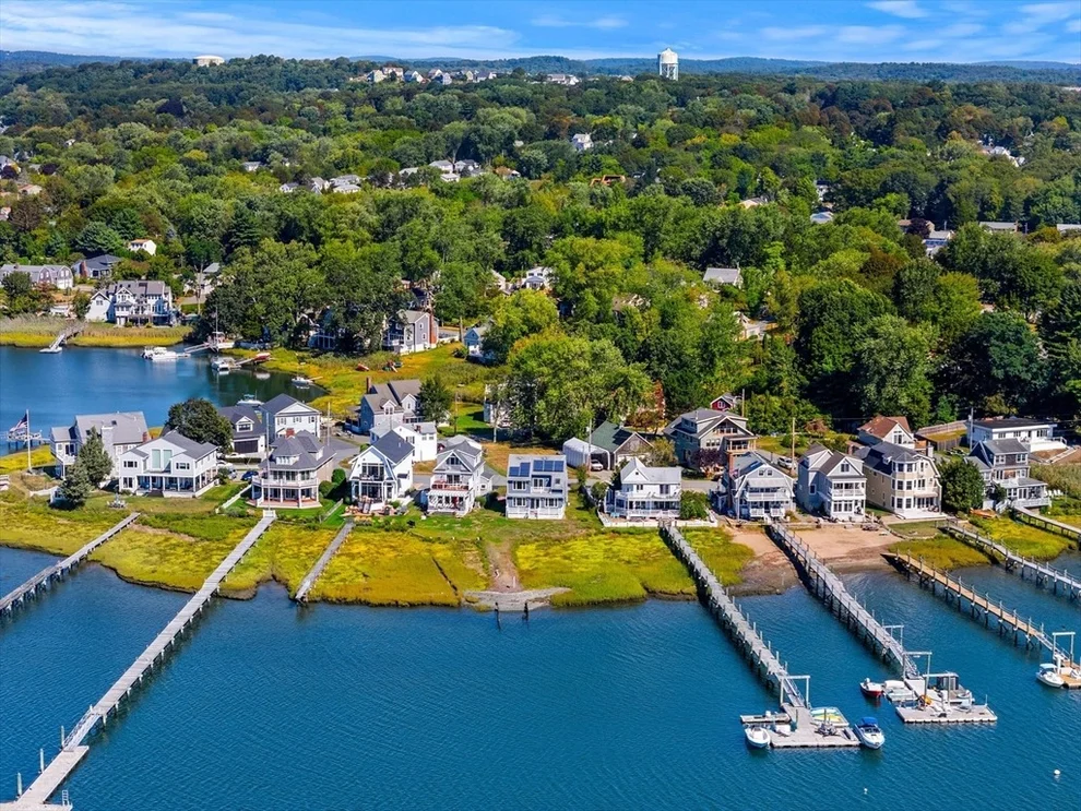 Unit for sale at 12 Fosters Point, Beverly, MA 01915