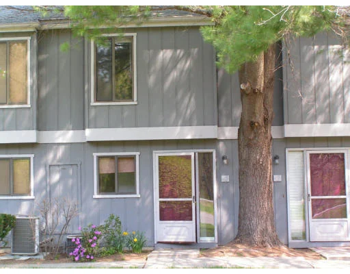 Unit for sale at 555 Russell Road, Westfield, MA 01085