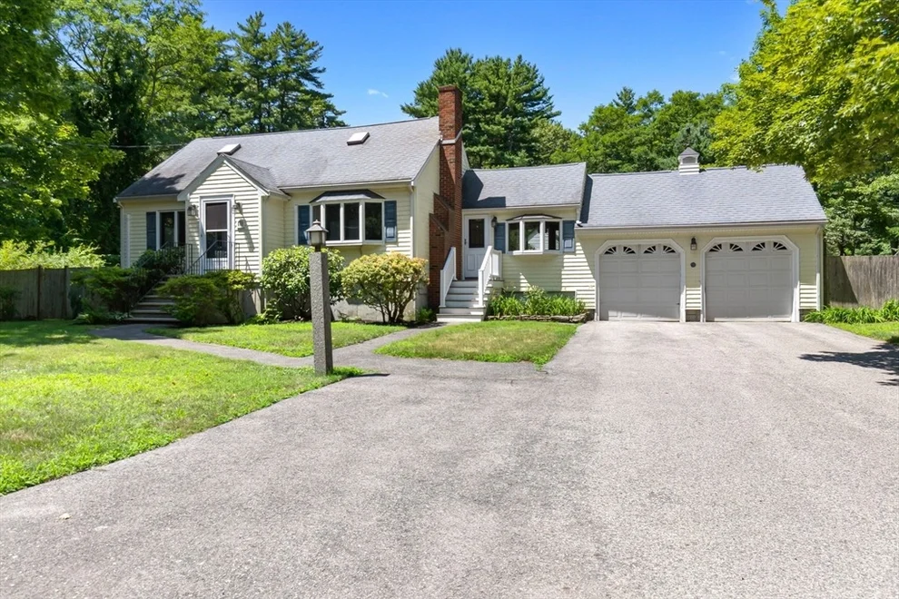 Unit for sale at 10 Standley St, Beverly, MA 01915