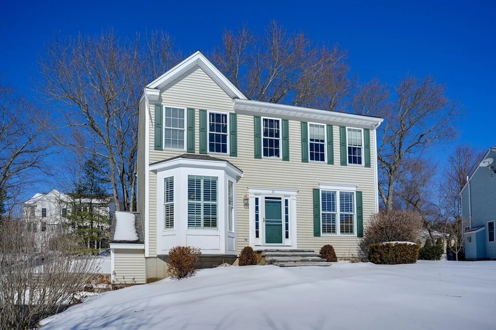 Unit for sale at 15 Bay Farm Ln, Grafton, MA 01560