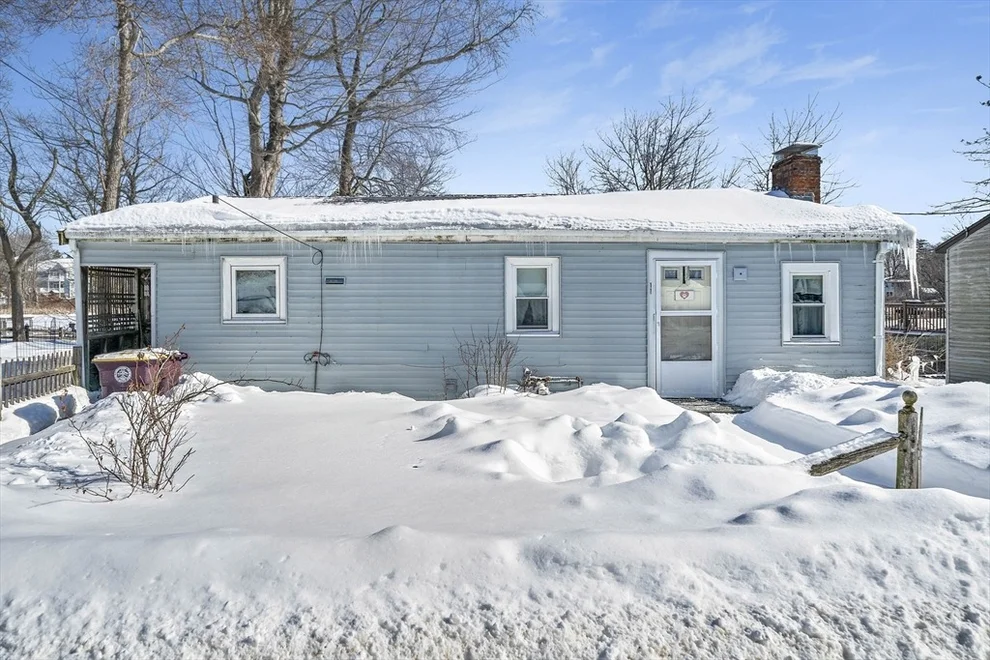 Unit for sale at 116 Greenvale Ave, Weymouth, MA 02188
