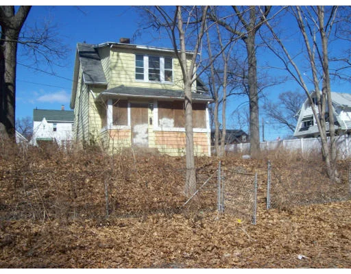 Unit for sale at 122 Sterling Street, Springfield, MA 01107