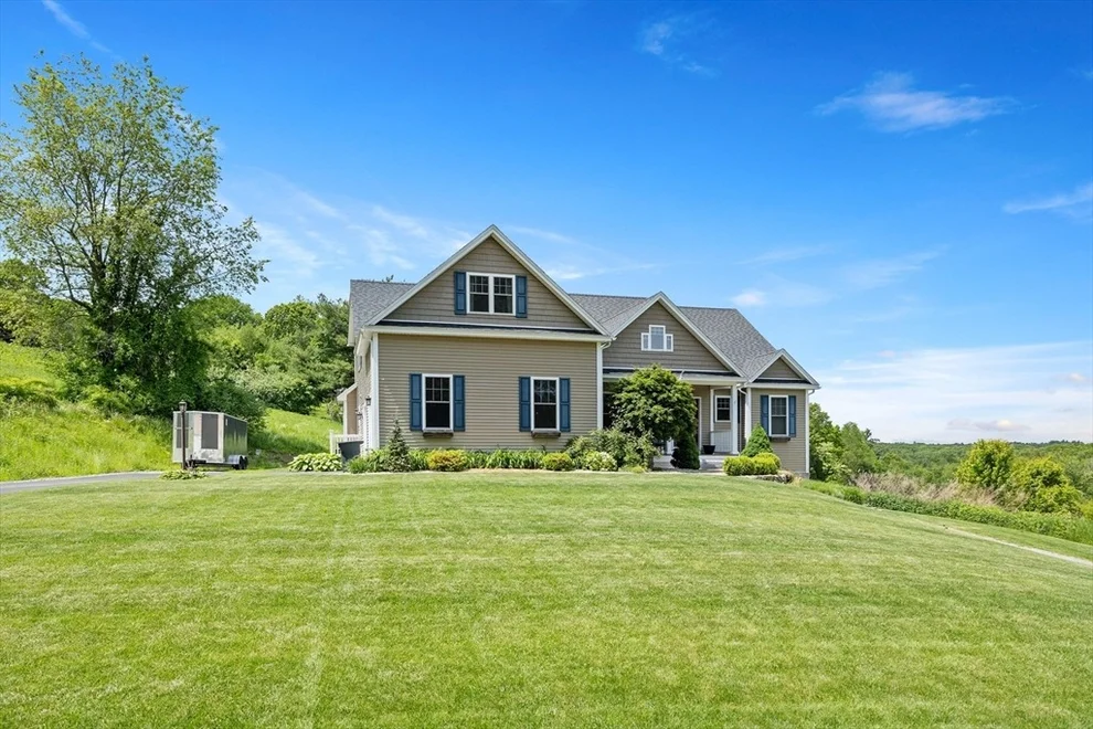 Unit for sale at 439 Sunnyhill Rd, Lunenburg, MA 01462