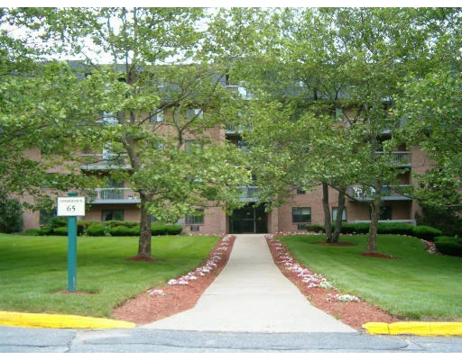 Unit for sale at 65-406 Commons Drive, Shrewsbury, MA 01545