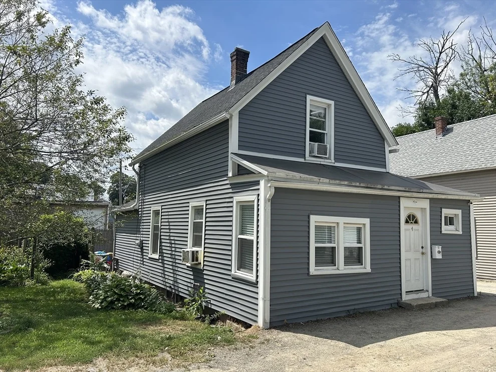 Unit for sale at 4 Mason Ct, Worcester, MA 01610