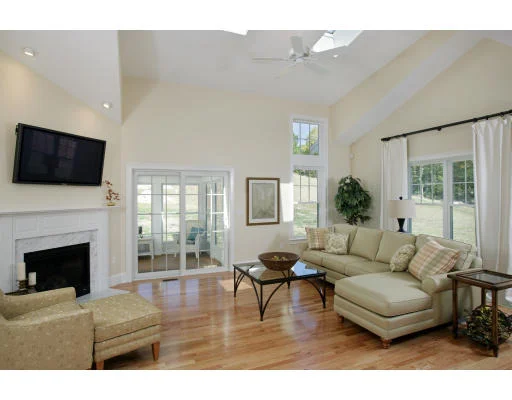 Unit for sale at 4 Hawthorne Path, Milford, MA 01757