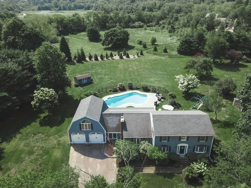 Unit for sale at 6 Sagamore Rd, Ipswich, MA 01938