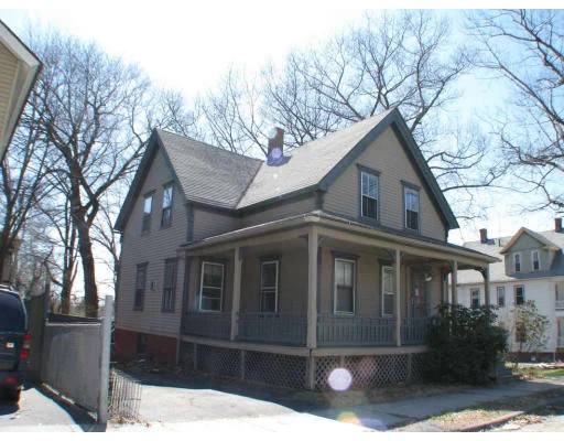 Unit for sale at 11 Melville St, Worcester, MA 01605