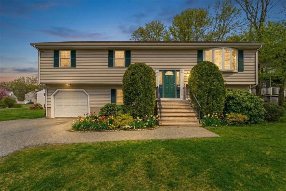 Unit for sale at 51 Cross St, Randolph, MA 02368