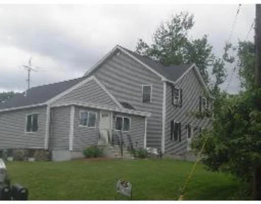 Unit for sale at 101 Pineland Ave, Worcester, MA 01604