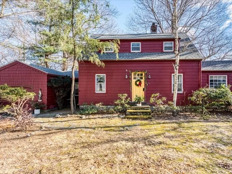 Unit for sale at 198 Reservoir St, Holden, MA 01520