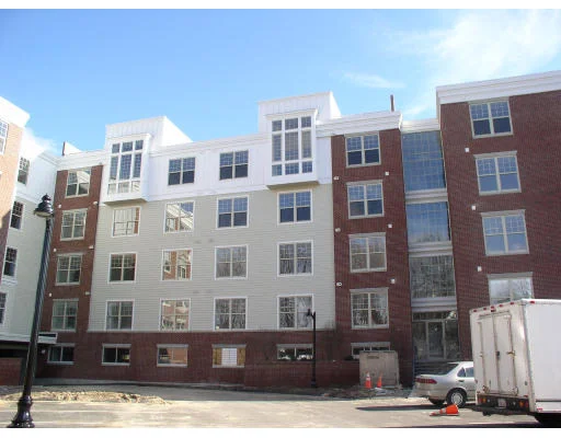 Unit for sale at 248 Albion St, Wakefield, MA 01880