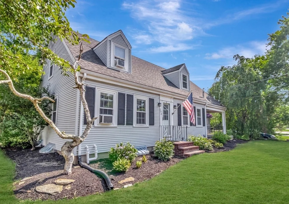 Unit for sale at 300 Pratt Street, Mansfield, MA 02048