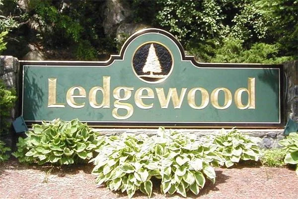 Unit for sale at 2 Ledgewood Way, Peabody, MA 01960