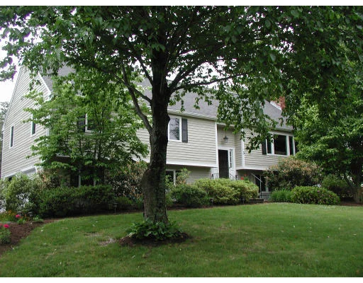 Unit for sale at 3 Nicholas Rd, Hopkinton, MA 01748