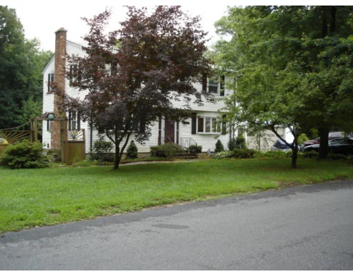 Unit for sale at 33 Candace Dr, Bellingham, MA 02019