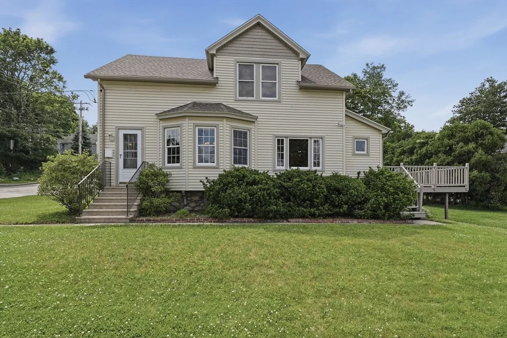 Unit for sale at 4 Drummond Avenue, Worcester, MA 01605