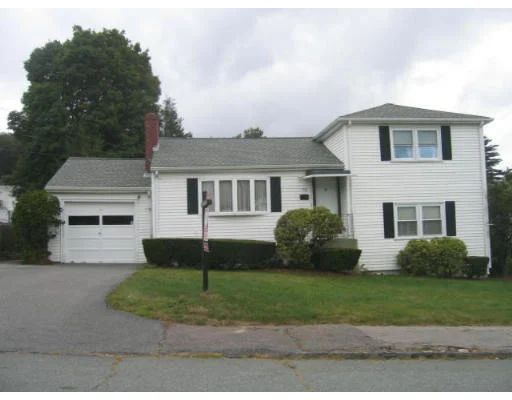Unit for sale at 52 Rose Way, Holbrook, MA 02343