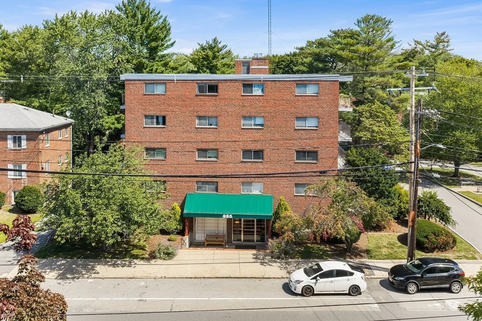 Unit for sale at 995 Massachusetts Ave, Arlington, MA 02476