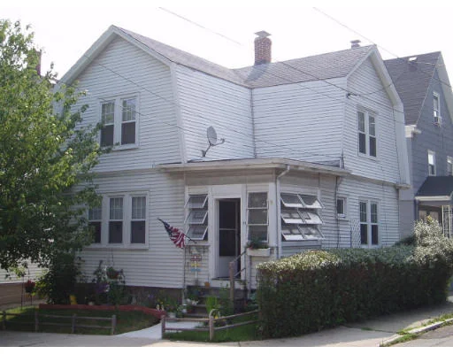 Unit for sale at 119 Walnut St, Everett, MA 02149