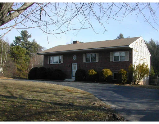 Unit for sale at 3 Oxford Road, Windham, NH 03087