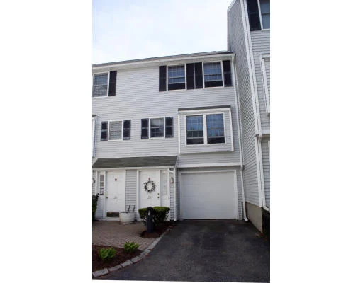 Unit for sale at 70 Quarry St, Quincy, MA 02169