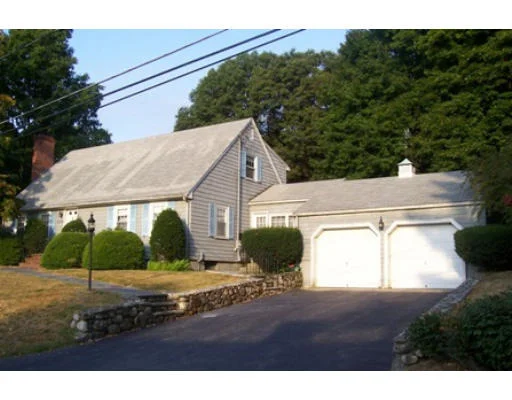 Unit for sale at 11 Willowdale Rd, Winchester, MA 01890