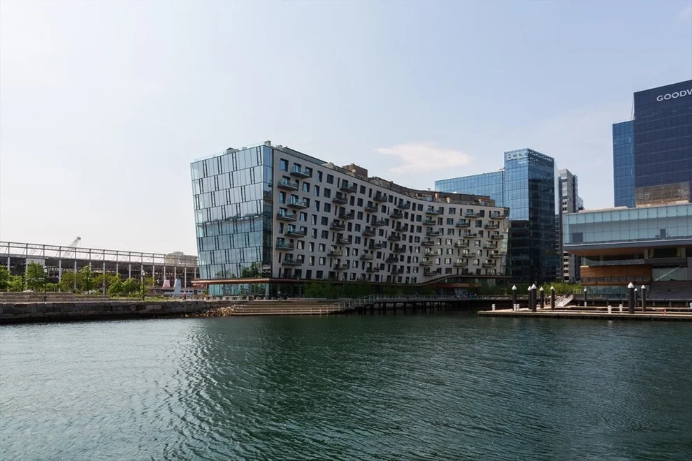 Unit for sale at 300 Pier 4 Blvd, Boston, MA 02210
