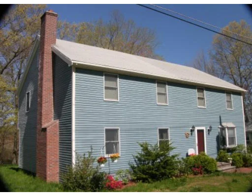 Unit for sale at 14 Columbine Rd, Mansfield, MA 02048