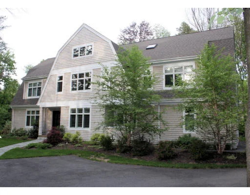 Unit for sale at 4 Indian Spring Road, Natick, MA 01760