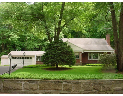 Unit for sale at 275 Singletary Lane, Framingham, MA 01702