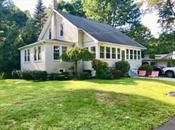 Unit for sale at 40 Circle Rd, Longmeadow, MA 01106