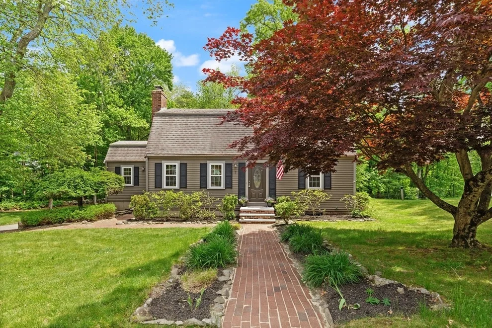 Unit for sale at 7 Chestnut Street, West Newbury, MA 01985