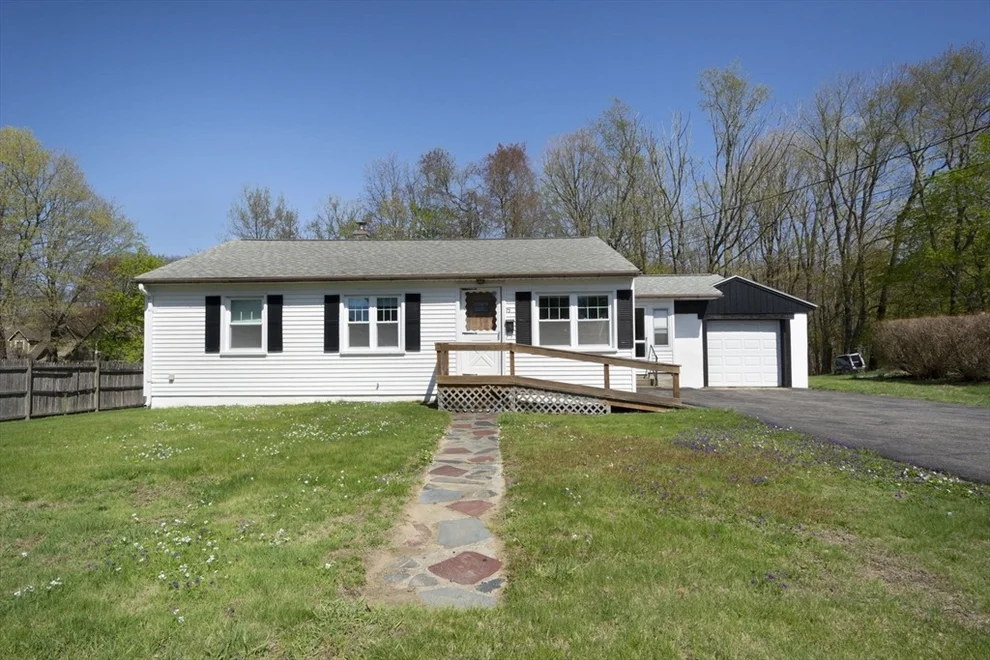 Unit for sale at 73 Appleton Rd, Auburn, MA 01501
