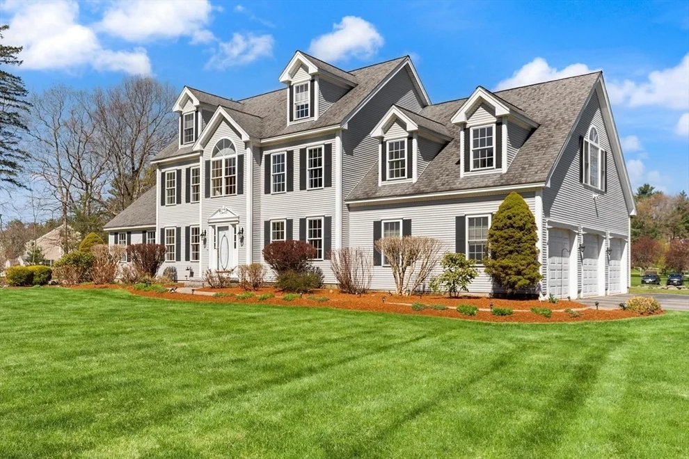 Unit for sale at 4 Jarvis Way, Westford, MA 01886