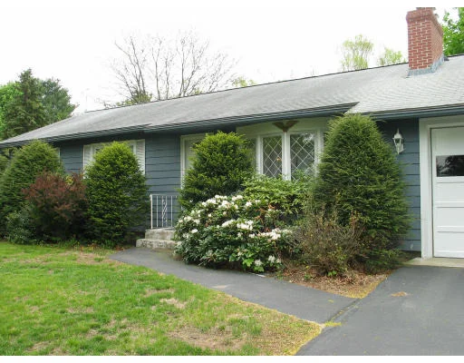Unit for sale at 22 Kensington Dr, Chelmsford, MA 01824