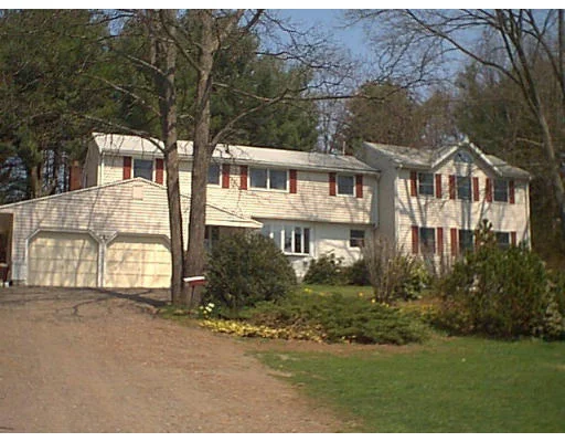 Unit for sale at 24 Silvermine Road, Boxford, MA 01921