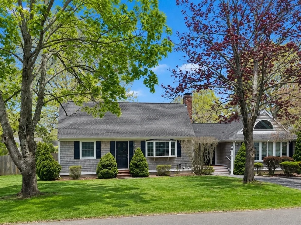 Unit for sale at 27 Sandpiper Circle, Falmouth, MA 02536