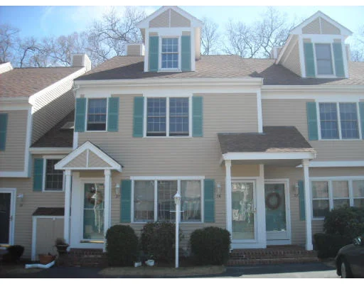 Unit for sale at 26 Hobart Ln, Rockland, MA 02370