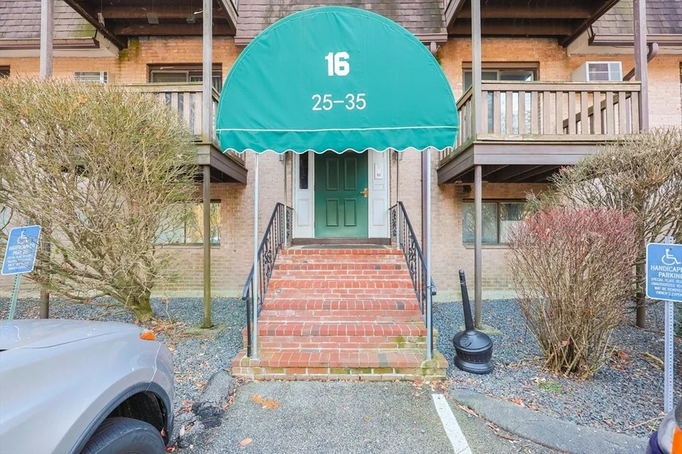 Unit for sale at 16 Erick Rd, Mansfield, MA 02048