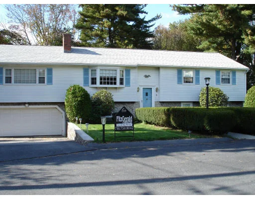 Unit for sale at 2 Orchid Cir, Burlington, MA 01803