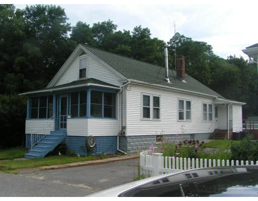 Unit for sale at 5 Larnard Court, Amesbury, MA 01913