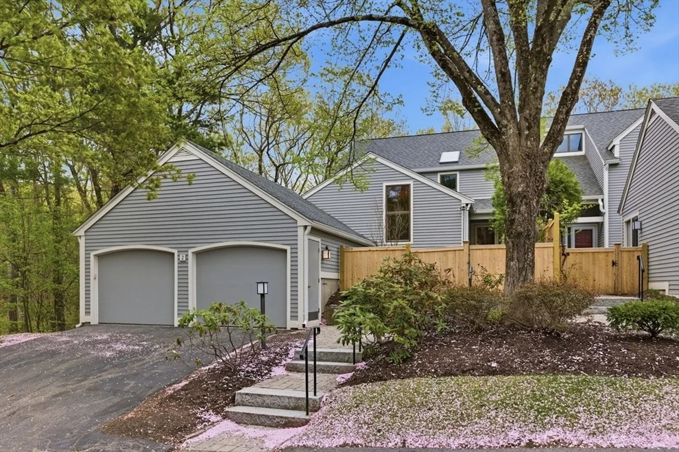 Unit for sale at 2 Hillside Dr, Wayland, MA 01778