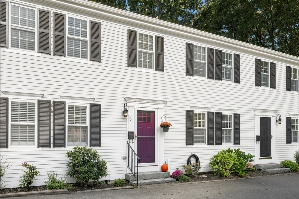 Unit for sale at 2 Greenleaf St, Newburyport, MA 01950