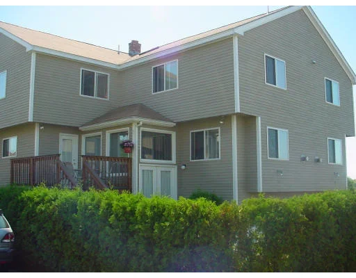 Unit for sale at 17 Brittania Circle, Salem, MA 01970