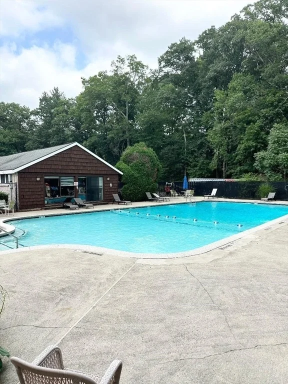 Unit for sale at 3 Greenbriar Drive, North Reading, MA 01864