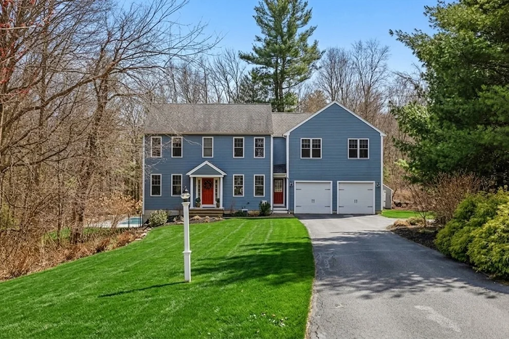 Unit for sale at 9 Great Acres Dr, Hanover, MA 02339