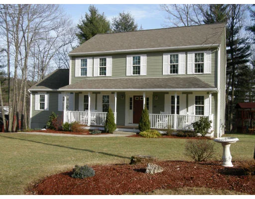 Unit for sale at 46 Tannery Rd, Sturbridge, MA 01518