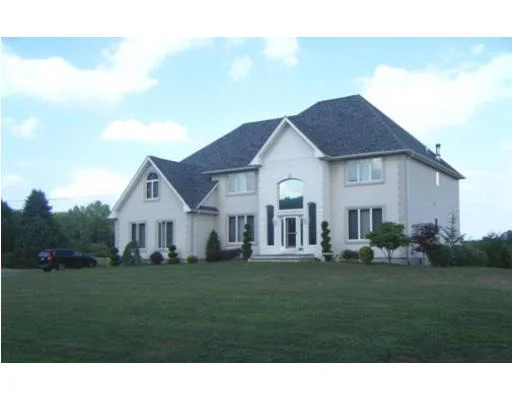 Unit for sale at 1003 Sharps Lot Road, Swansea, MA 02777