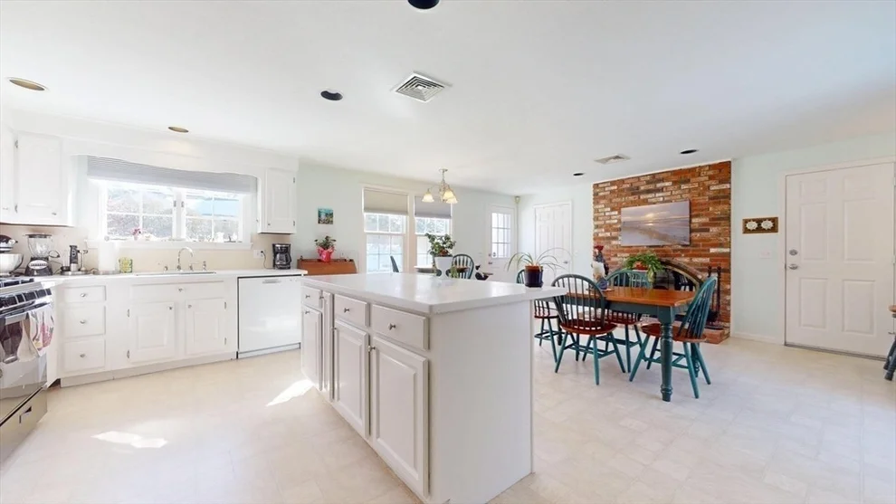 Unit for sale at 203 Great Western Rd, Yarmouth, MA 02664